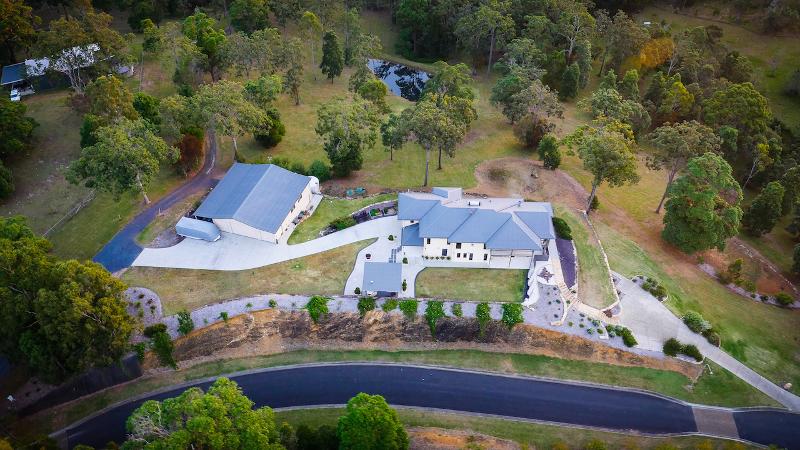 Aerial photography, drone photography by FliteOptix™