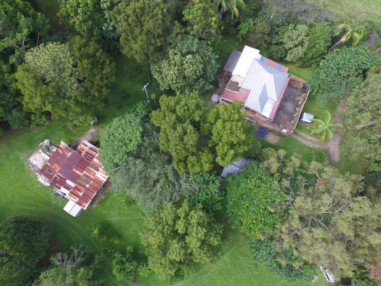Aerial photography, drone photography by dragonflyer