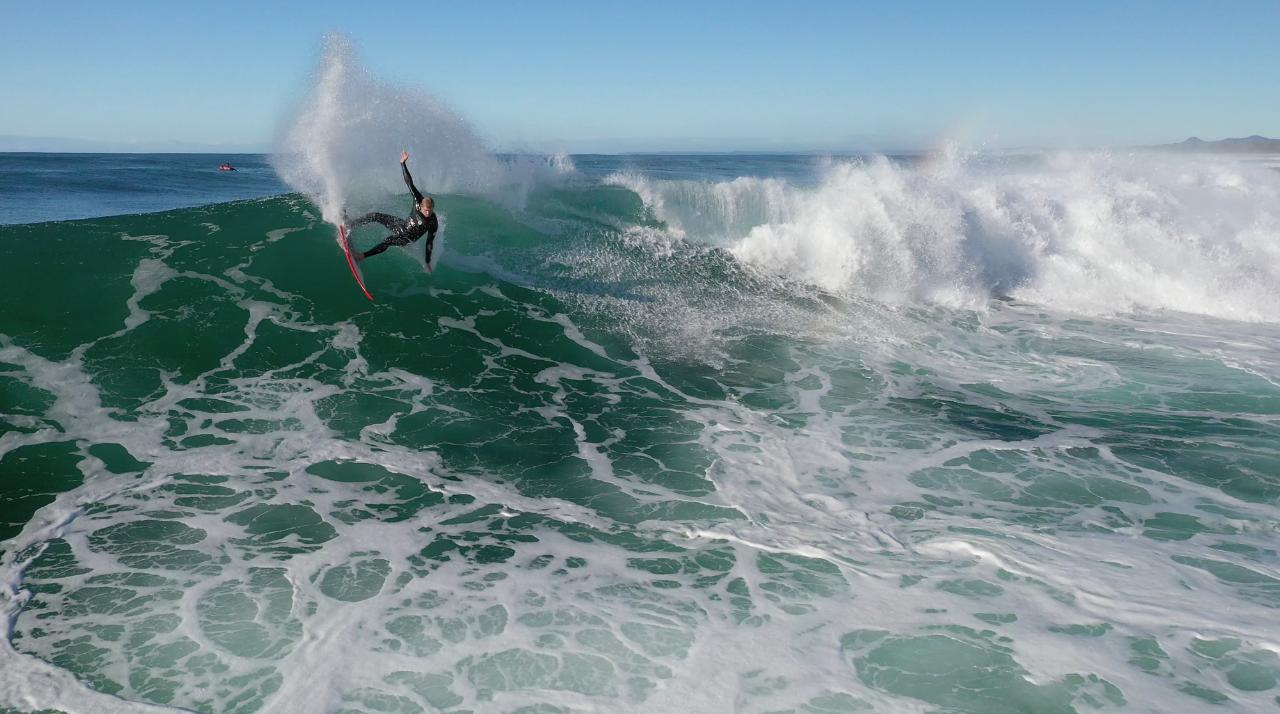 Flying with Mick Fanning on the Tweed Coast, NSW 2020 for 7NEWS