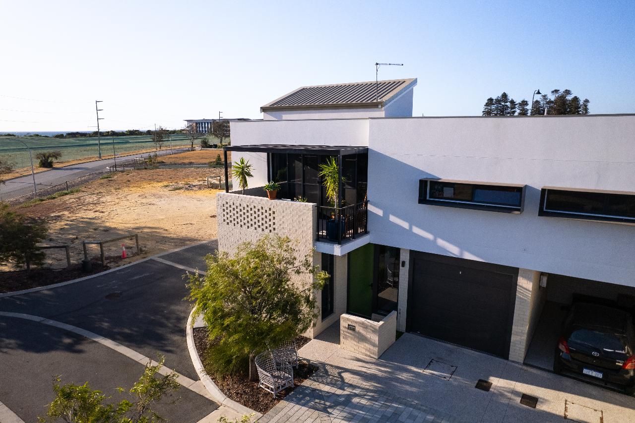 South Fremantle Real Estate Property Listing 